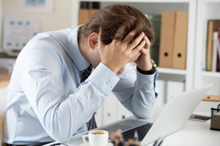 business-mistake-frustrated-employee-Cloud-computing-providers business-mistake-frustrated-employee-Cloud-computing-providers